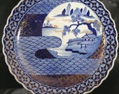 Antique Imari Charger Fish scale design with Scalloped Rim 17 3 8 quot due x 2 5 8 quot deep