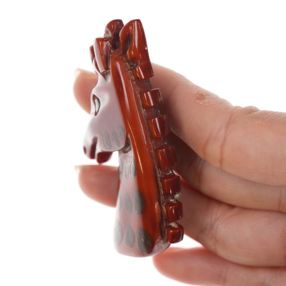 c1940's Bakelite Giraffe brooch - image 2