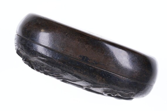 18th/19th century Bronze Asian snuff box - image 4