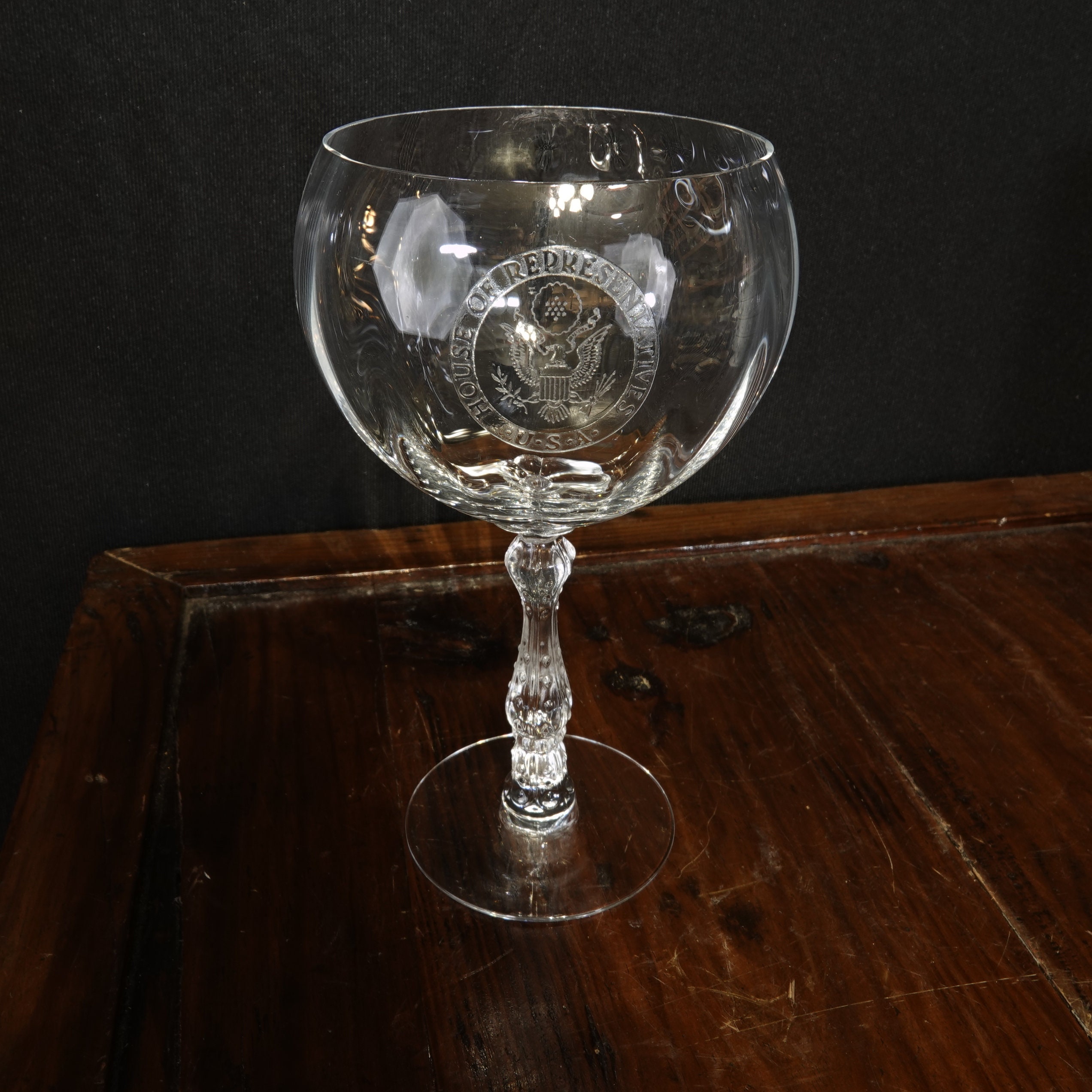 tall glasses, White House Eagle Seal, with Presidential Seal in Center,  clear permanent etch in lead free glassware, made in the USA, American made  White House gifts, from the official White House
