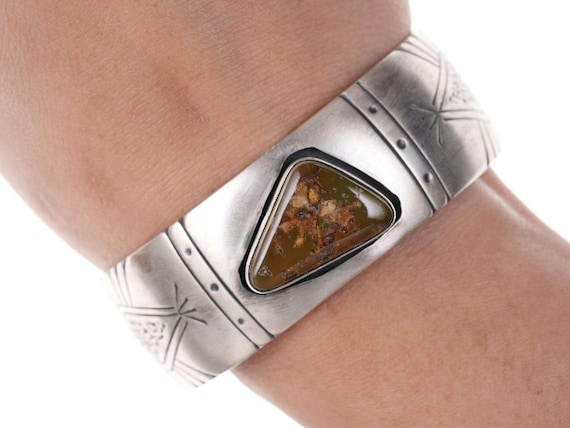 Fabulous Vintage Navajo Kee Joe Benally (d.) Pink Coral Native American Jewelry Silver Ring Fabulous Vintage Navajo Kee Joe Benally (d.) Pink Coral Native American Jewelry Silver Ring