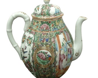 c1880 Antique Chinese Famille Rose Medallion Fluted Teapot