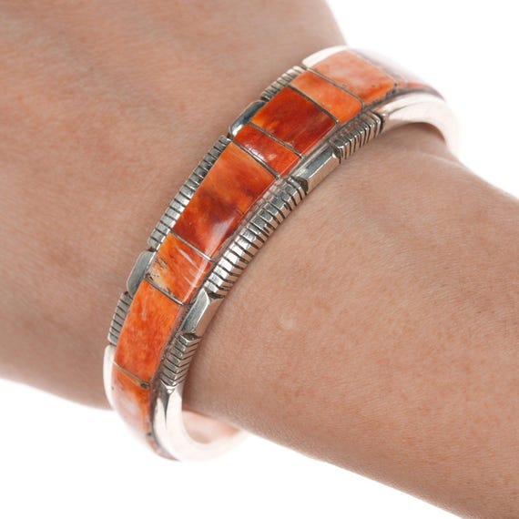 Orange Peel Spiny Oyster Vintage Native American Navajo Sterling Silver Bracelet Orange Peel Spiny Oyster Vintage Native American Navajo Sterling Silver Bracelet