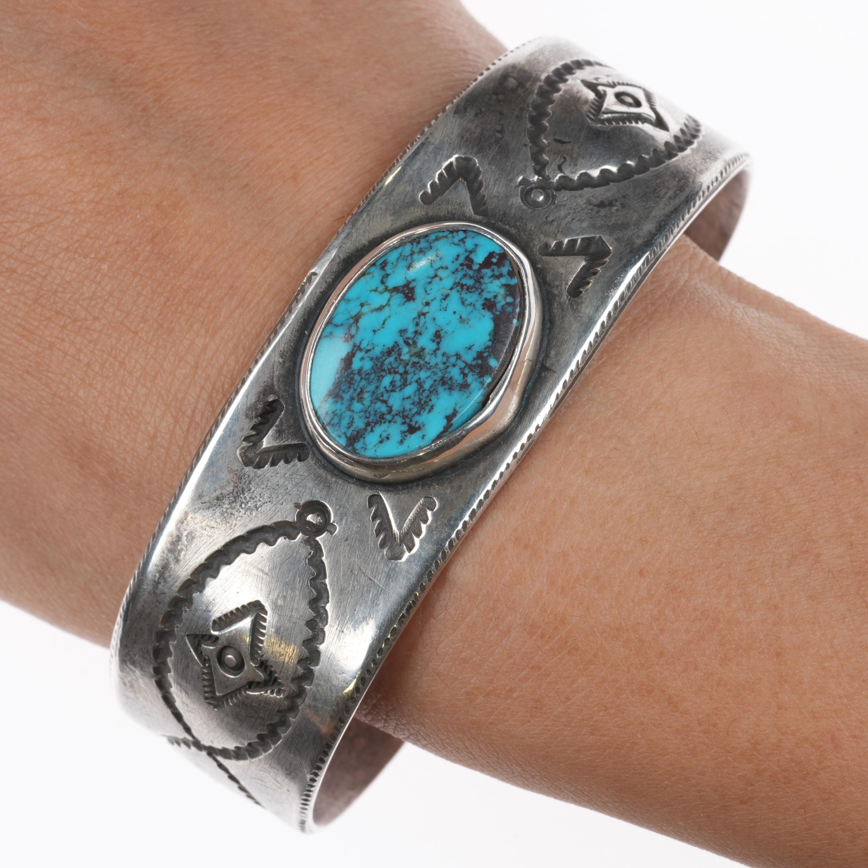 7.6" Heavy vintage Ingot silver southwest revival cuff bracelet with turquoise