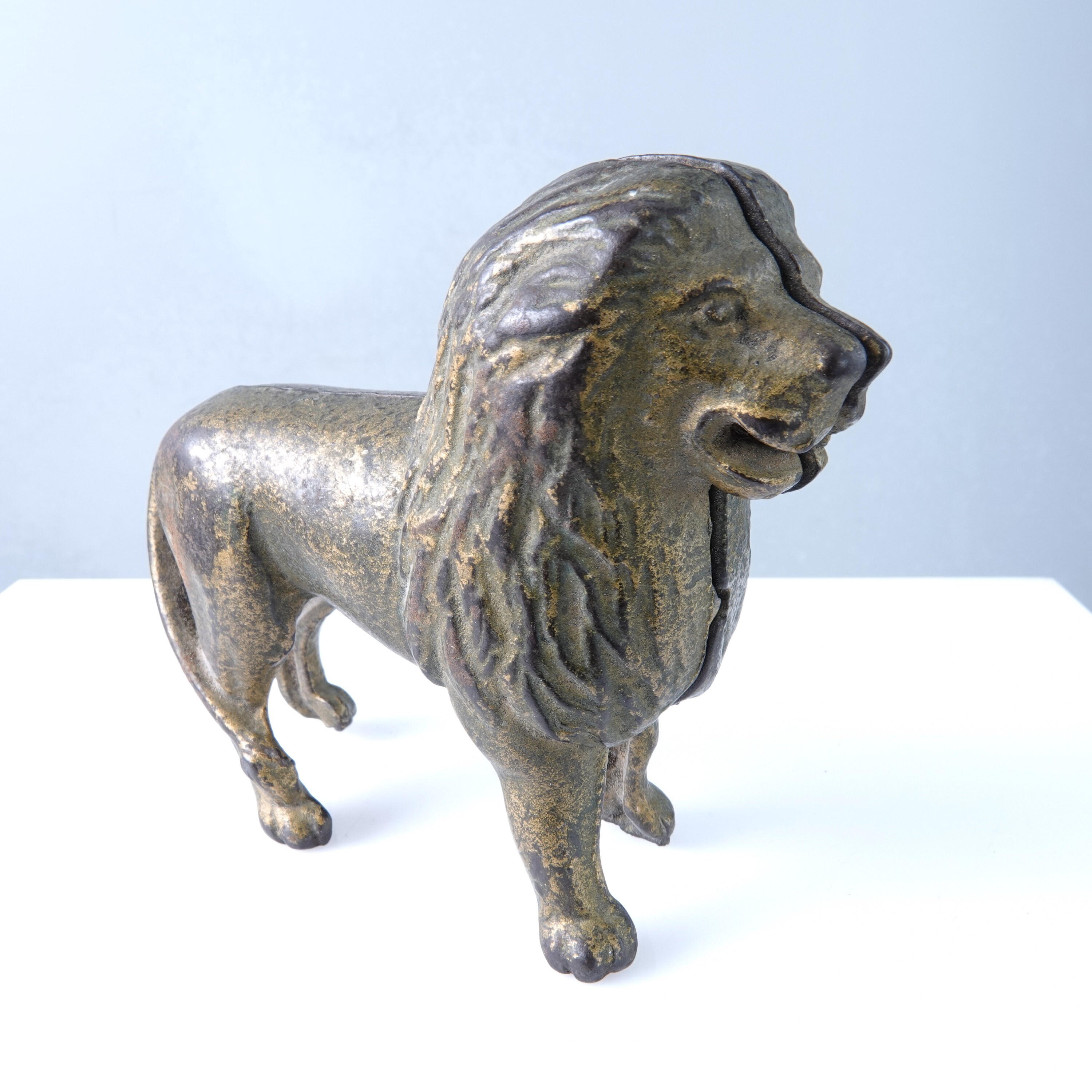 1910s Hubley Cast Iron Lion Still Bank c