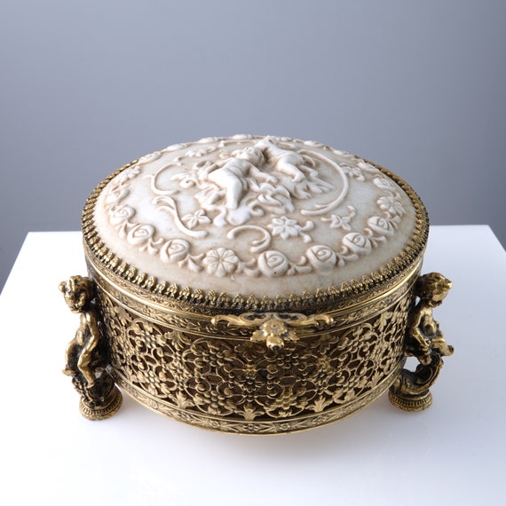 1950's Stylebuilt Accessories Jewelry Box with Por