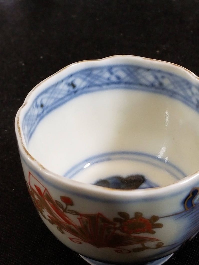 Meiji Period Imari Tea or Sake Cup 1 58 tall x 2 18 wide c.1900