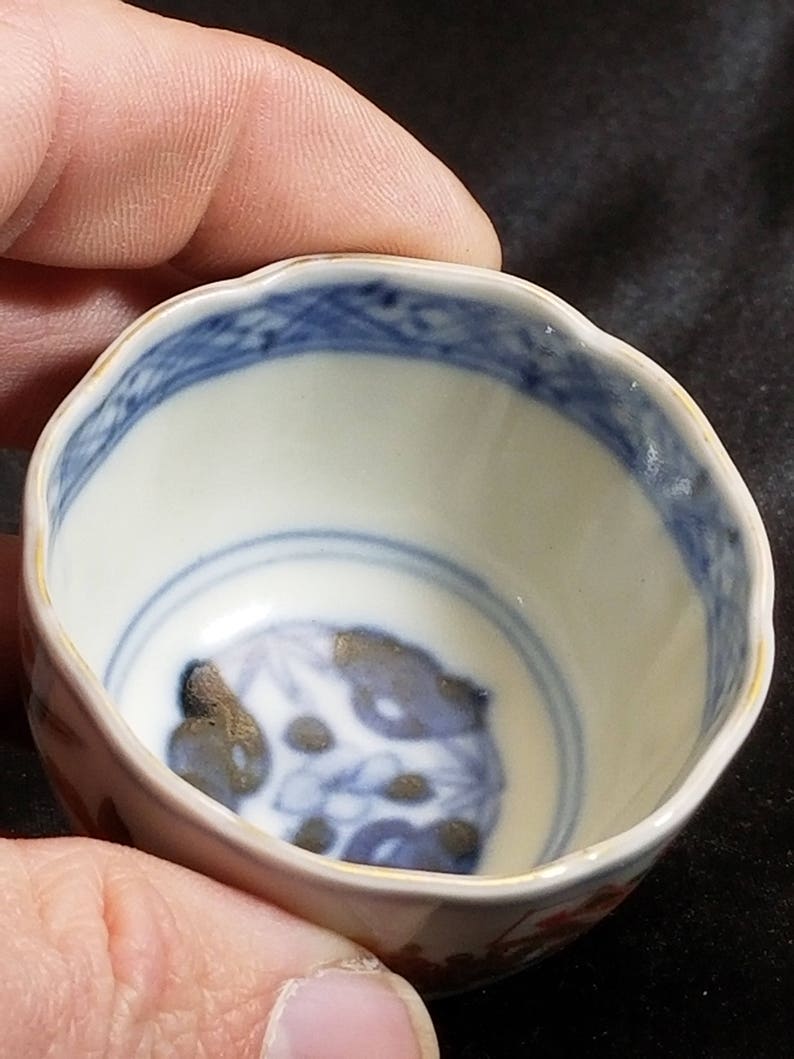 Meiji Period Imari Tea or Sake Cup 1 58 tall x 2 18 wide c.1900