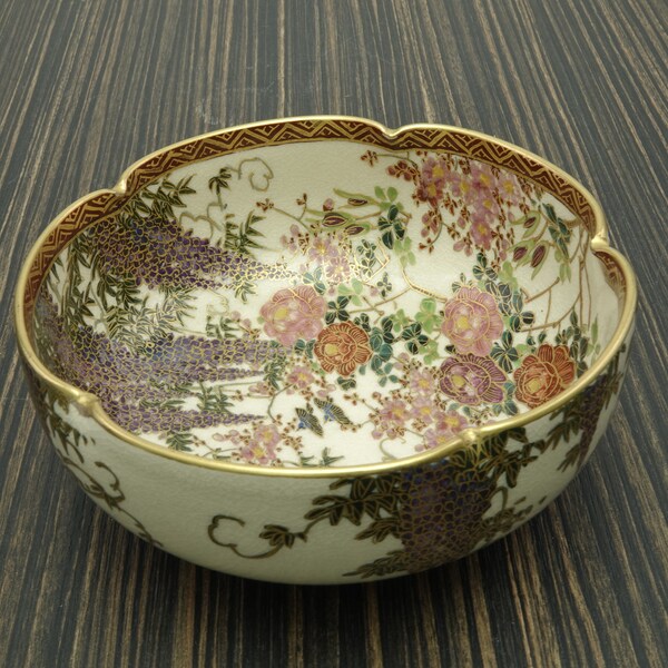 c1920 Satsuma Japanese Ceramics Wisteria blooms Birds  Bowl