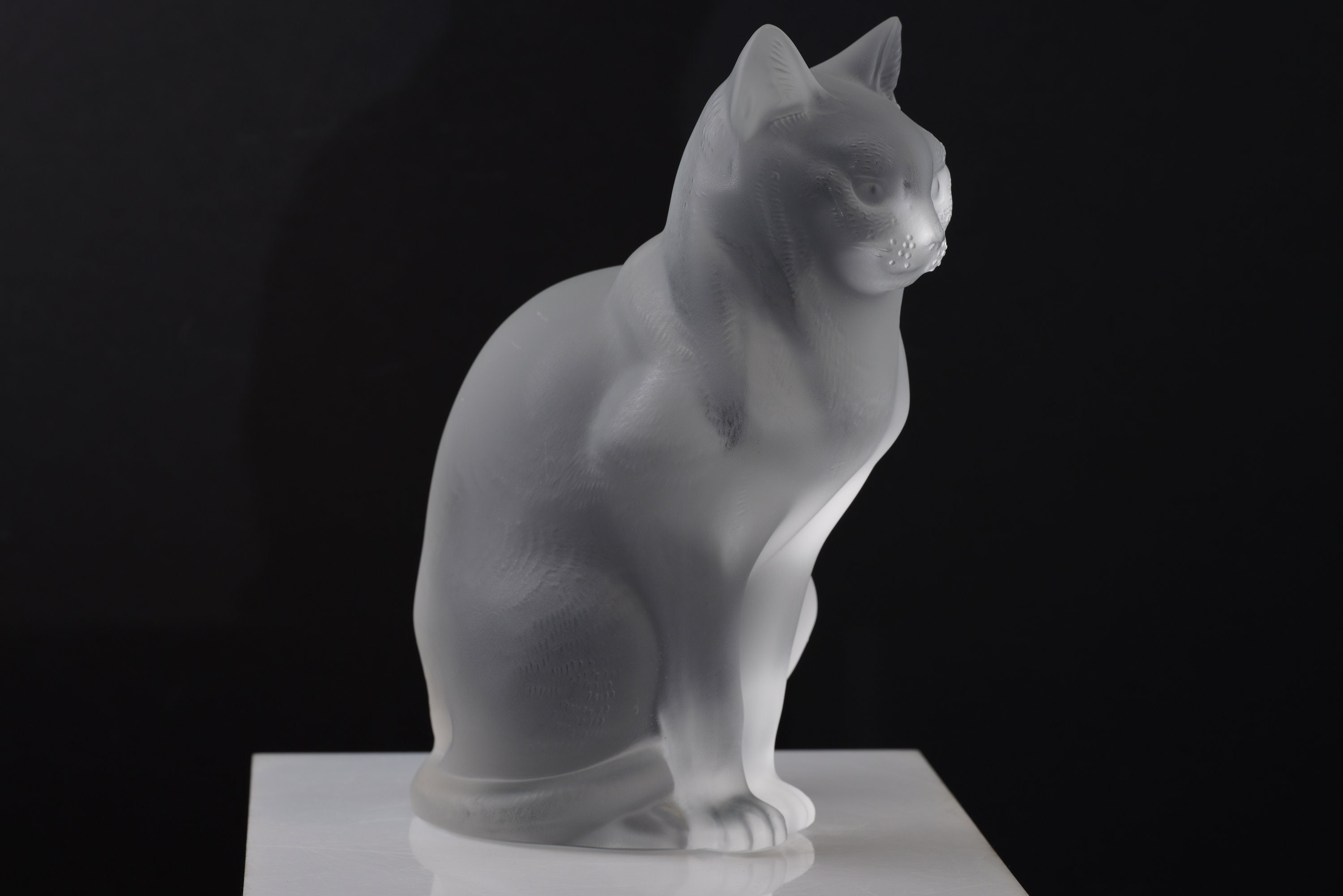 LALIQUE 猫のクリスタル彫刻 LALIQUE フィギュア CAT Chat ASSIS クリスタルアニマル フランス ルネ