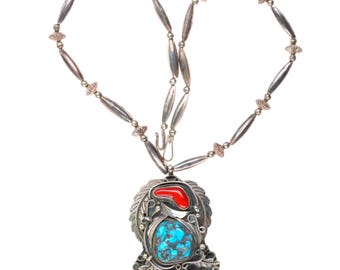 Collar con colgante grande de plata de ley y turquesa/coral de Justin Morris Navajo de 24 pulgadas.