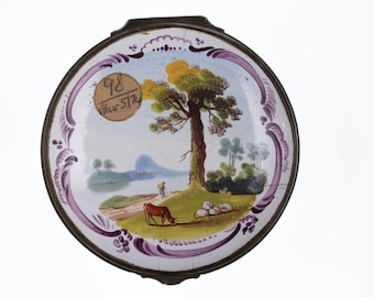 c1750's Battersea snuff box n