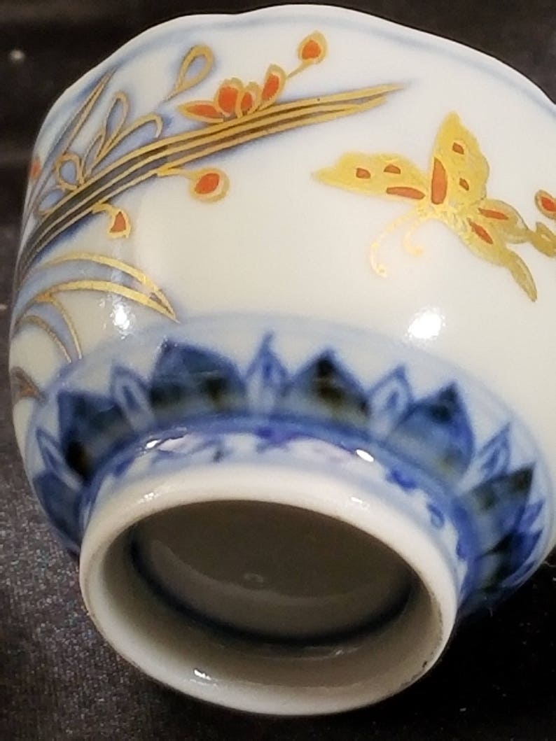 Meiji Period Imari Tea or Sake Cup 1 58 tall x 2 18 wide c.1900