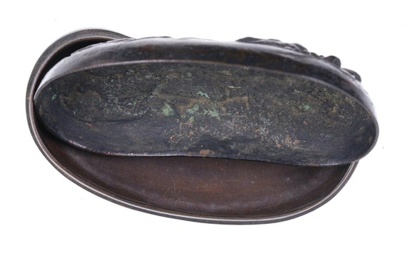 18th/19th century Bronze Asian snuff box - image 10