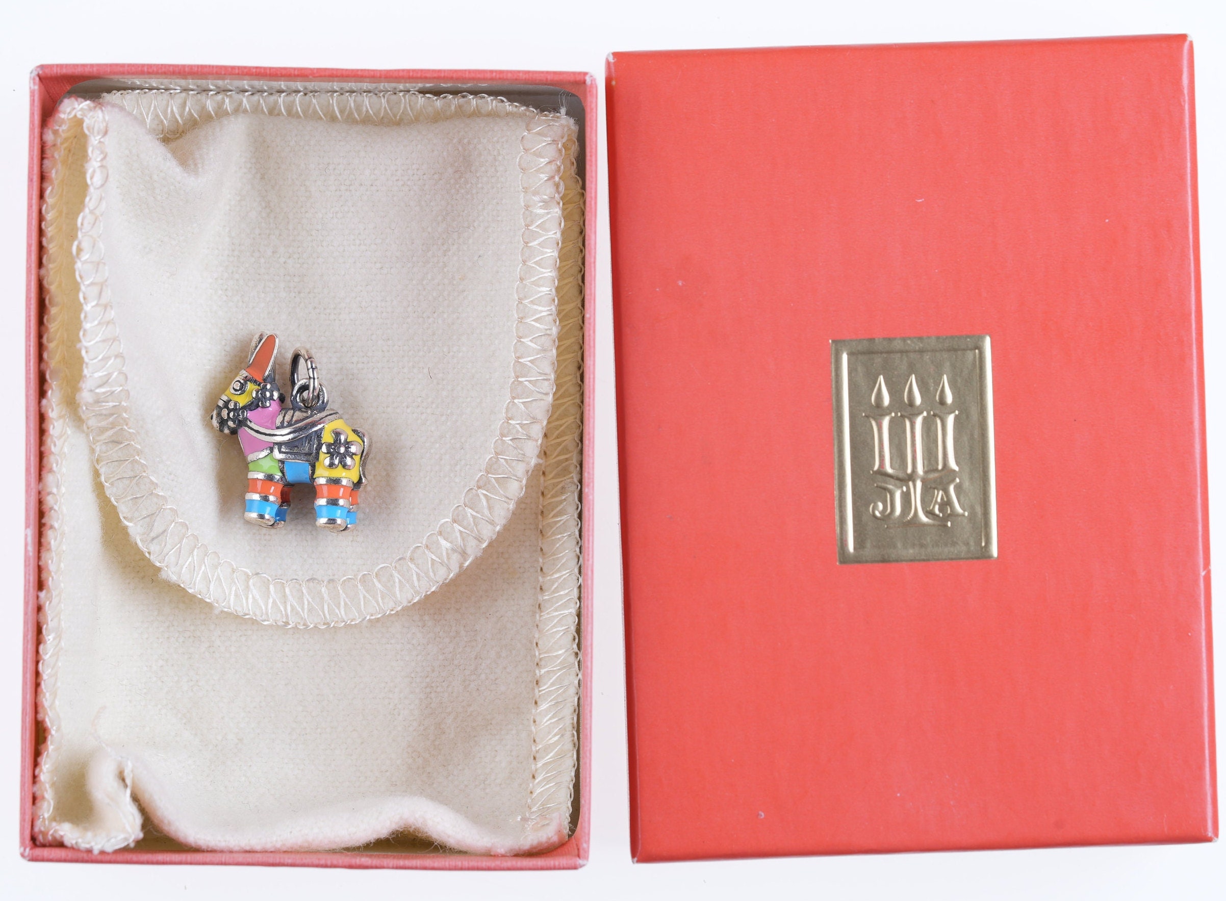 Pinata james shop avery charm