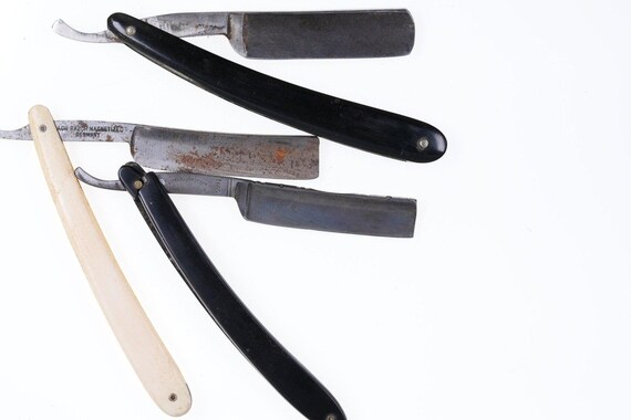 3 Antique straight razors - image 4