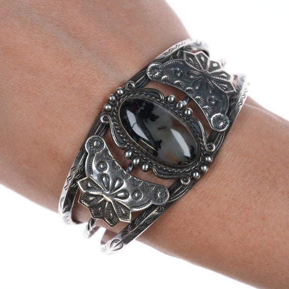 6 5/8" 40's-50's Navajo silver & agate cuff bracel