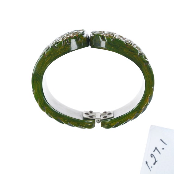 6.25" c1940's Green Carved Bakelite Clamper Brace… - image 9