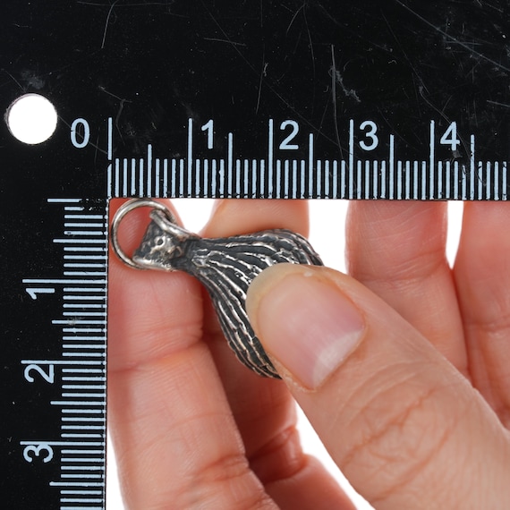 Retired James Avery 3d Striata Shell pendant - Gem