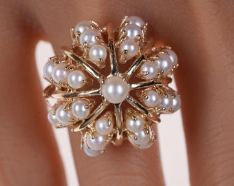 Sz6 Estate 14k Gold Pearl Cluster ring