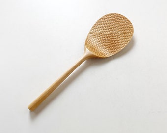 Palette de riz en bois de noyer et de bouleau sculpté à la main - Cuillère d'art de cuisine texturée