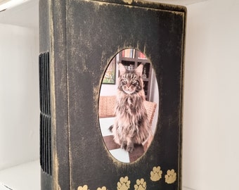 Personalized Pet Photo Album: Handmade Memory Book