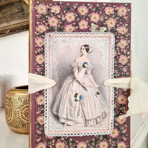 Journal de brocante fait main, la couverture est un livre original. 6,3 x 9,4 pouces