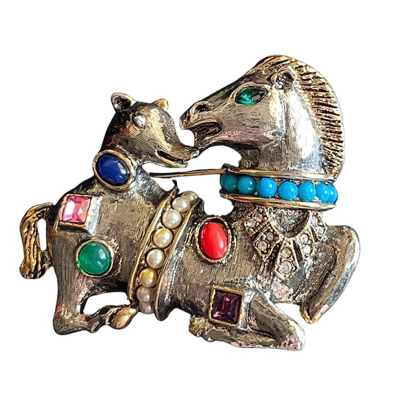Rare Kenneth Jay Lane Horse & Hound Brooch: Two-T… - image 1