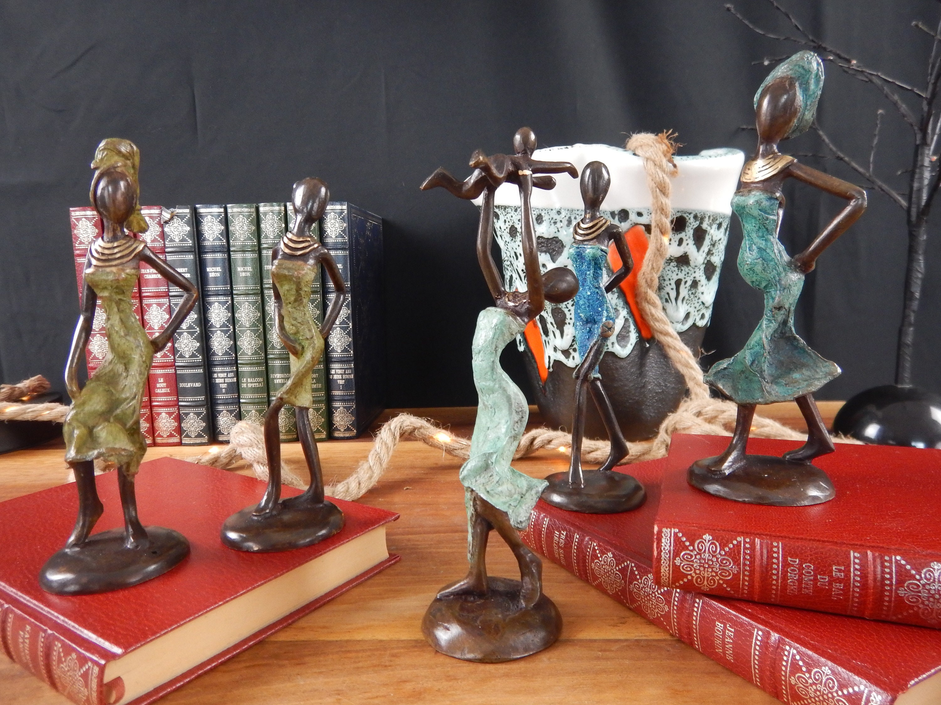 Bronze _ Sculpture Jeune Femme Africaine Burkina