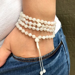 Moonstone 108 Mala beads, Mala bracelet, Mala necklace, Meditation knotted beaded bracelet for women, Gifr for women, Yoga jewelry,Yoga gift