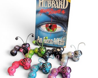 Galaxy Out of This World Bookworms; Syfy Bookworms; Bookworm gift; Book lover and Book Club gift; Teacher Gift