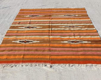 Area Rug 80