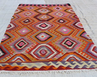 Vintage Turkish Kilim Rug: Handwoven Wool, Pink Geometric Design (9.6"x5.8" Feet)