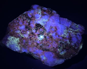 5.8 lb Beautiful LARGE 3 Wave "blue" Calcite, hydrozincite From Buckwheat Dump, Franklin NJ Multi fluo under Sw/Mw/Lw UV light