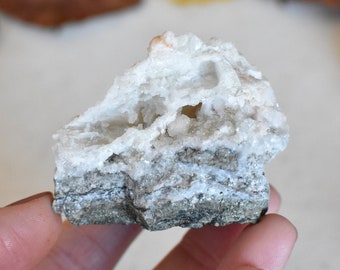 Pink analcime and chabazite after anhydrite. New Street Quarry. Small/medium cabinet piece.New Jersey - ET129