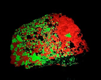 Large 3 lb Fluorescent Red Willemite, Calcite, Sphalerite, and Franklinite. Sw Lw Mw Uv Fluorescence. Sterling Hill Mine, New Jersey