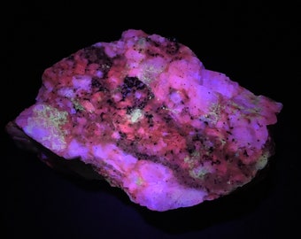Fluorescent Minerals -UV