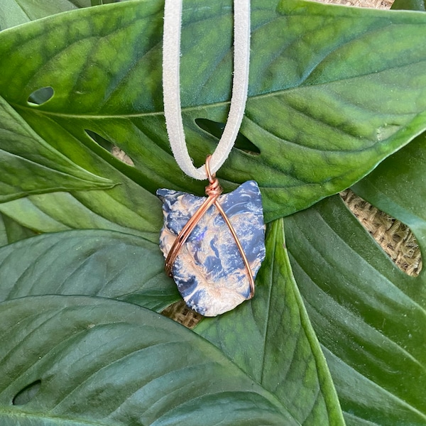 Lightning Ridge BLACK OPAL POTCH necklace. Rough and natural. Boho rave copper necklace. Basshead raw crystal jewelry, handmade. Elesyn Gaea