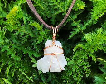 Quartz crystal cluster necklace. Stone boho rave jewelry, basshead rave jewelry, handmade.One of a Kind self mined crystals. New Jersey gift