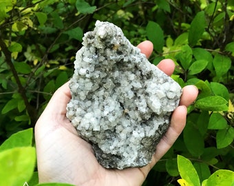 CUBIC CALCITE cluster with some Stilbite and Heulandite on matrix / trap rock. Upper New Street Quarry, Paterson, New Jersey.