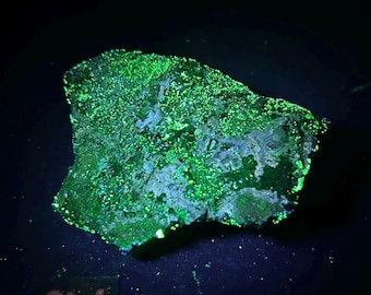 Fluorescent Willemite and Franklinite specimen. Uv shortwave and longwave. Hamburg Mine, Franklin, NJ - ET130