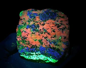Fluorescent Hardystonite, Willemite, Calcite, and Franklinite. Shortwave (SW 254nm) Rare From Franklin, NJ - ET131