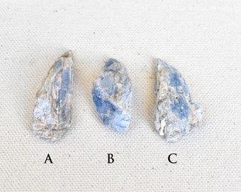 BLUE KYANITE from Minas Gerais, Brasil.