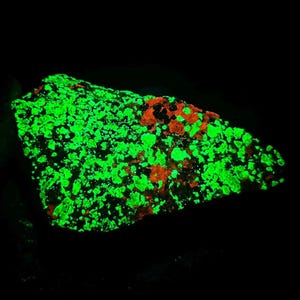 Shortwave Fluorescent Calcite and Willemite. Sw/Mw/Lw Fluorescence. Hamburg Mine, Franklin, New Jersey - ET130