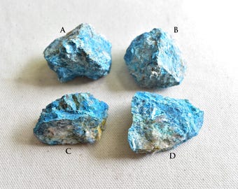 ONE Shattuckite, Chrysocolla, Plancheite, Quartz Crystal. Healing Crystal from Namibia.