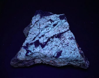 1.2 lb Large Fluorescent Microcline and Calcite specimen. Shortwave SW UV Fluorescence. Franklin, New Jersey.