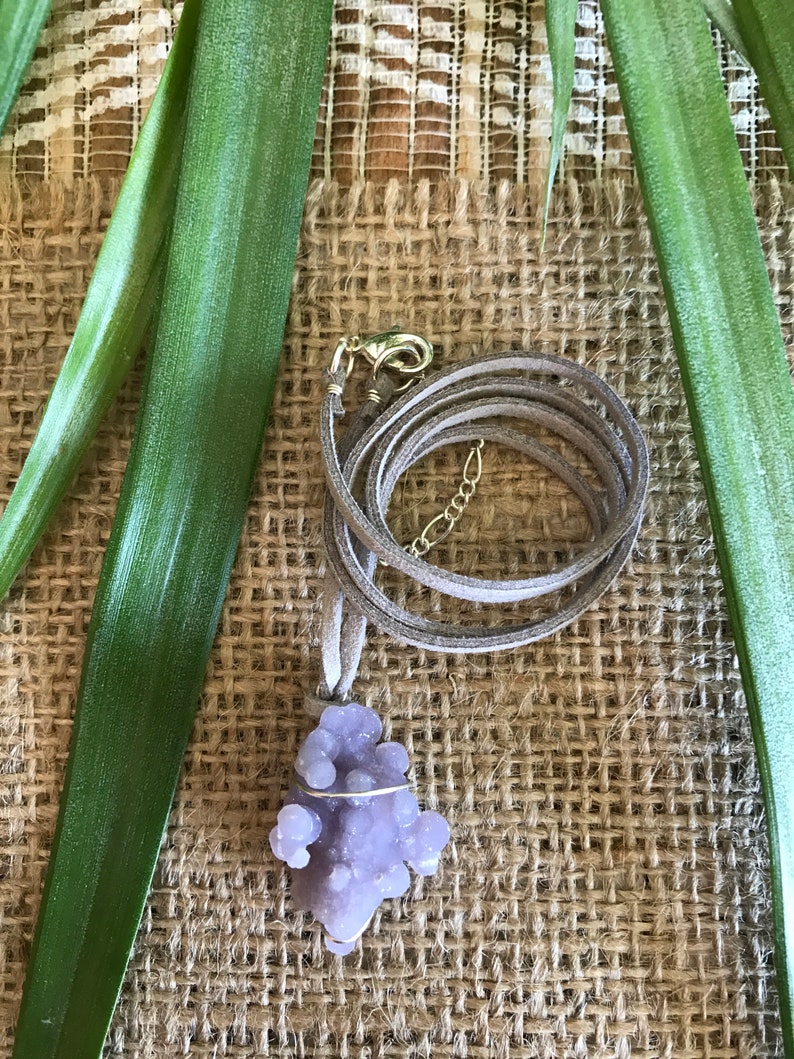 handmade Grape Agate necklace Wirewrap trendy jewelry Purple gemstone Boho rave silver necklace,basshead crystal gem jewelry