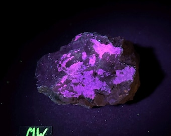Fluorescent Minerals -UV