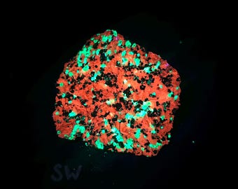 Fluorescent Minerals -UV