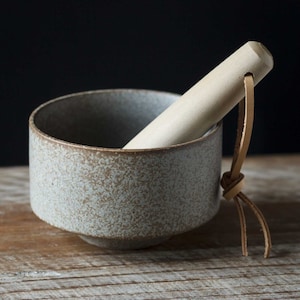 Chawan, Tea Bowl, Matcha Bowl Kurumizome (Walnut Ash) Tea or Latte - Yamatsu